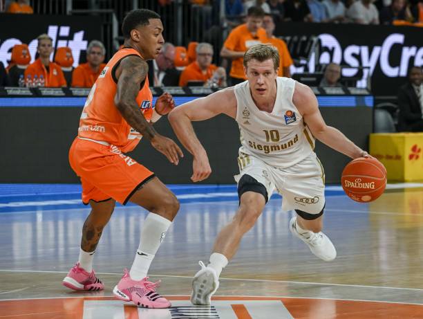 其背后的意 其背后的意