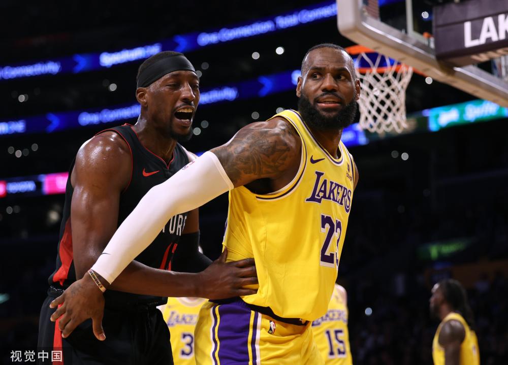 重视教练团 重视教练团