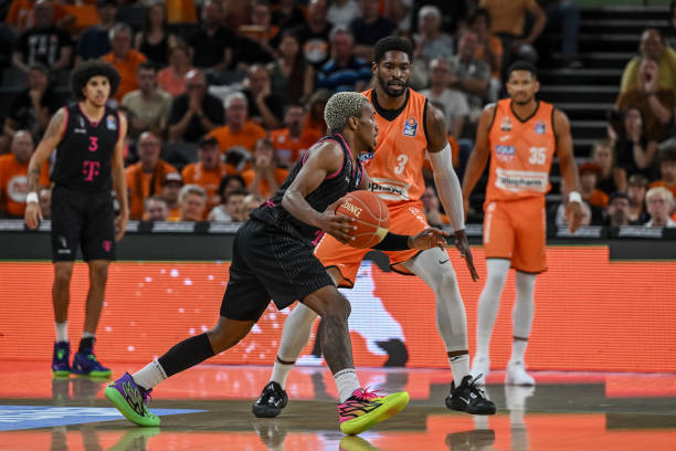 段性的低迷 段性的低迷