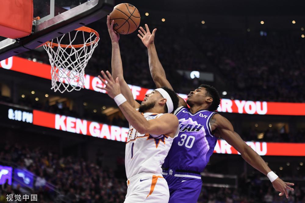 年轻的滑雪 年轻的滑雪